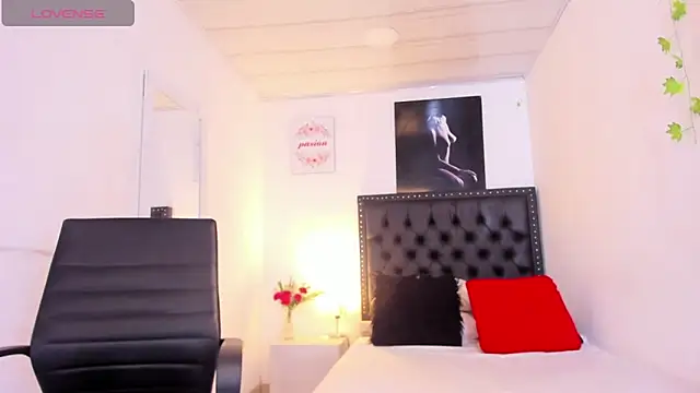 ScarlettVell online show from 12-19-25, 07:05