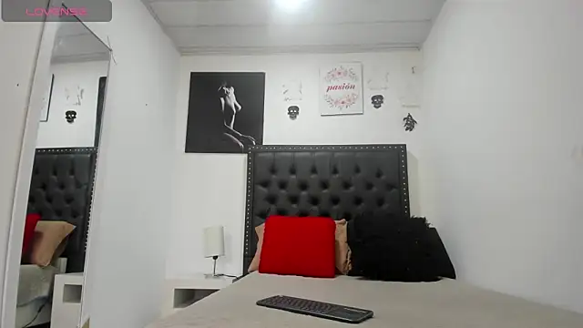 ScarlettVell online show from 10-30-25, 07:33