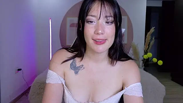 Eliih 01 online show from 04-24-26, 02:46