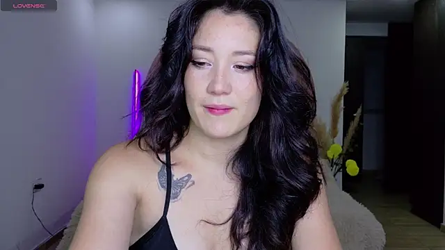 Eliih 01 online show from 04-13-26, 03:10