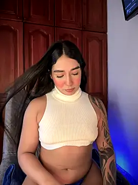 KaditaNavarro online show from 11-26-25, 09:48