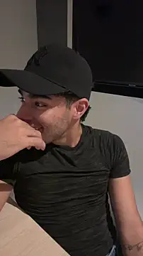 RaphaelDufort online show from 01-17-26, 05:16