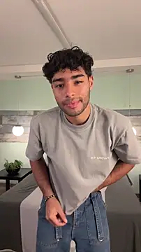 RaphaelDufort online show from 01-18-26, 05:05