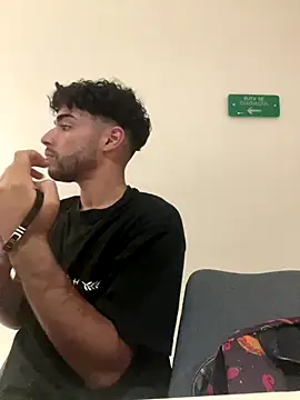 RaphaelDufort online show from 10-30-25, 09:55