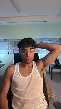 RaphaelDufort online show from 01-12-26, 05:09