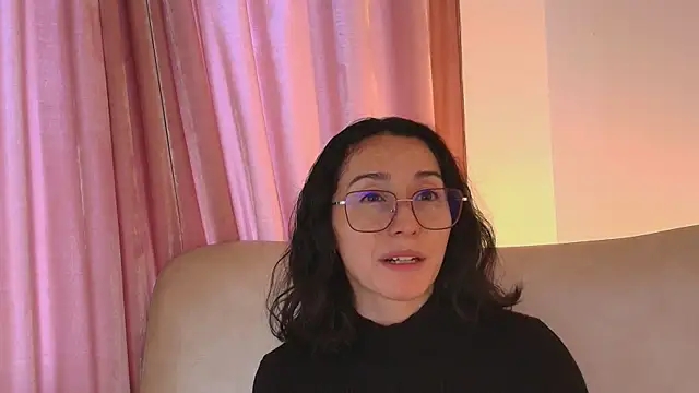 Ginevra esposito online show from 05-08-26, 12:31