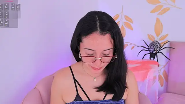 Ginevra esposito online show from 10-27-25, 01:12