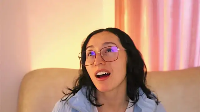 Ginevra esposito online show from 05-19-26, 12:56