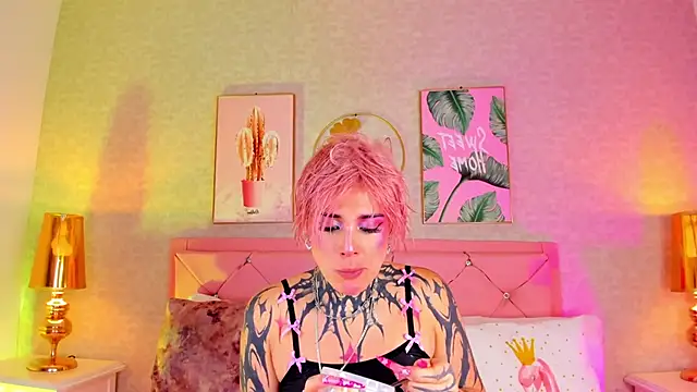 Snapshot of mystikdoll chatting on 02-05-26, 11:28 mystikdoll online show from 02-05-26, 11:28