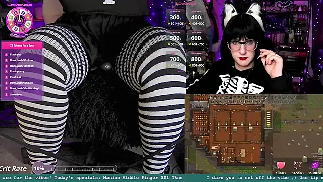 Snapshot of LadyMarzanna chatting on 10-12-25, 02:40 LadyMarzanna online show from 10-12-25, 02:40