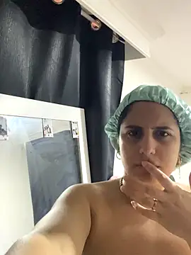 Electraweb 09 online show from 11-21-25, 09:03