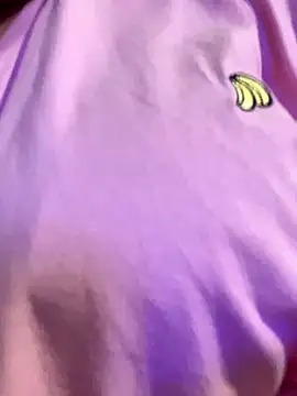 Snapshot of Nursen1 chatting on 10-19-25, 04:15 Nursen1 online show from 10-19-25, 04:15