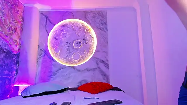 ThiagoCollin online show from 10-17-25, 09:27