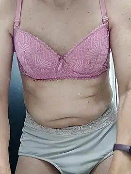 Snapshot of Emily_de_Carla chatting on 07-15-26, 03:30 Emily de Carla online show from 07-15-26, 03:30