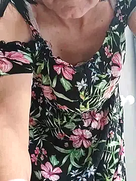 Emily de Carla online show from 10-09-25, 02:39