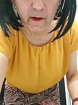 Emily de Carla online show from 02-10-26, 04:39