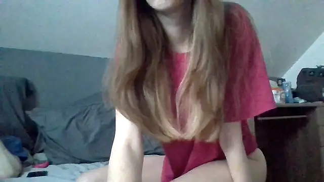 sarah2007 online show from 11-05-25, 06:22