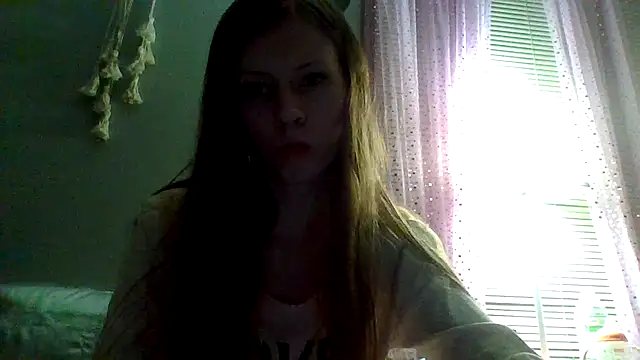 sarah2007 online show from 12-16-25, 12:59