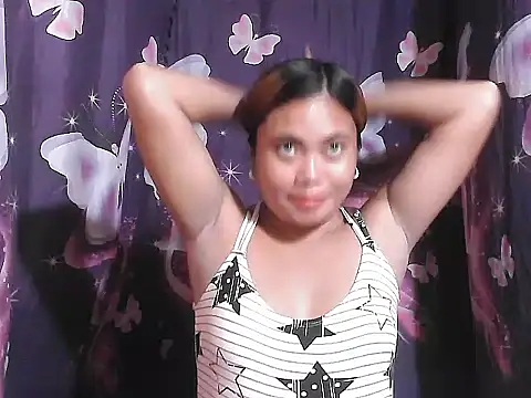 Snapshot of Hot_Samantha4u chatting on 07-08-26, 07:42 Hot Samantha4u online show from 07-08-26, 07:42