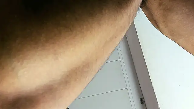 latinhotmuscle online show from 04-10-26, 07:54