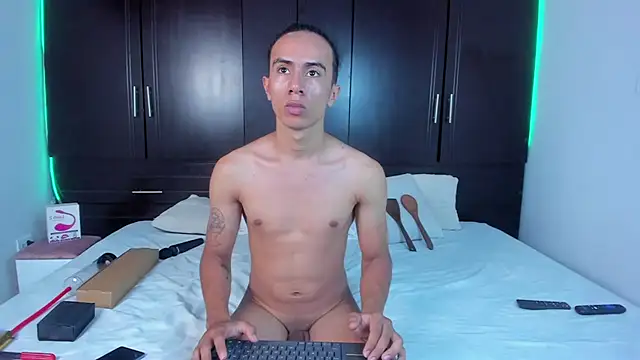 Snapshot of zadders_yb chatting on 09-12-25, 05:18 zadders yb online show from 09-12-25, 05:18