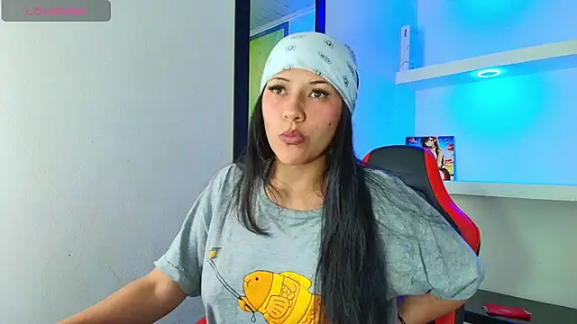 Snapshot of Raven_Rouge_ chatting on 09-12-25, 06:13 Raven Rouge  online show from 09-12-25, 06:13