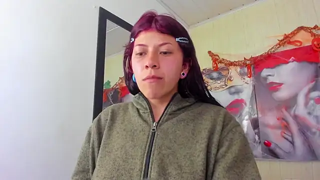 Raven Rouge  online show from 10-31-25, 05:15