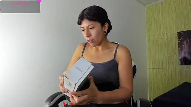 Raven Rouge  online show from 02-02-26, 08:41