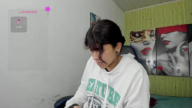 Raven Rouge  online show from 03-05-26, 08:49