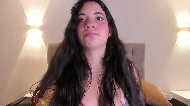 Snapshot of Nicol_Chang chatting on 09-30-25, 03:56 Nicol Chang online show from 09-30-25, 03:56