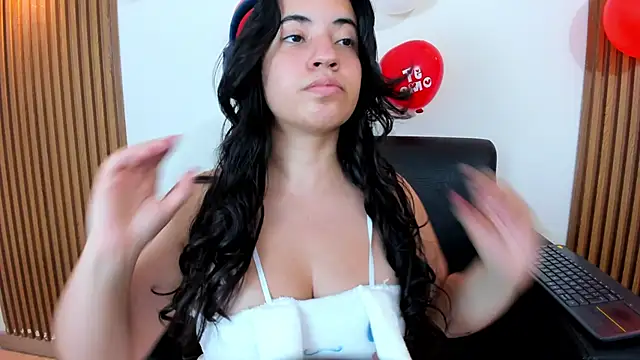 Nicol Chang online show from 02-17-26, 08:06