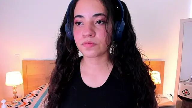 Nicol Chang online show from 10-30-25, 07:55