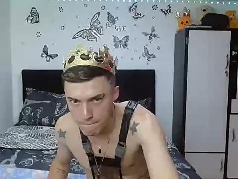 Ken bigcock77 online show from 02-18-26, 12:30