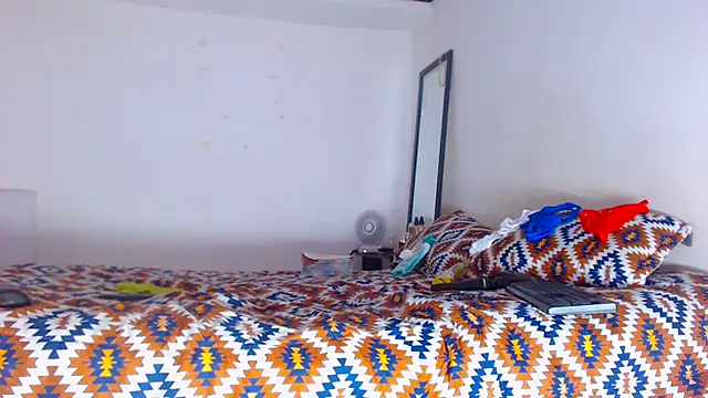 Snapshot of zhannaya_jhaen_ chatting on 10-03-25, 02:40 zhannaya jhaen online show from 10-03-25, 02:40
