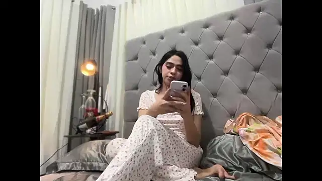 joyfulmartinaa online show from 05-05-26, 06:44