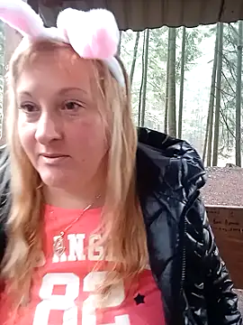 XHelenaX90 online show from 04-02-26, 12:34