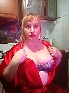 Snapshot of XHelenaX90 chatting on 02-27-25, 05:47 XHelenaX90 online show from 02-27-25, 05:47