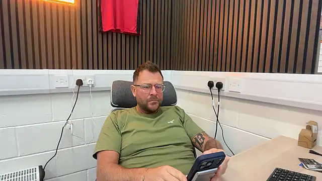 bilf1978 online show from 03-10-26, 07:34