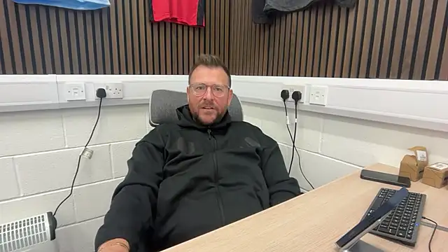 Snapshot of bilf1978 chatting on 02-16-26, 06:45 bilf1978 online show from 02-16-26, 06:45