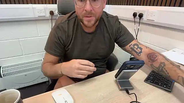 bilf1978 online show from 04-02-26, 07:26