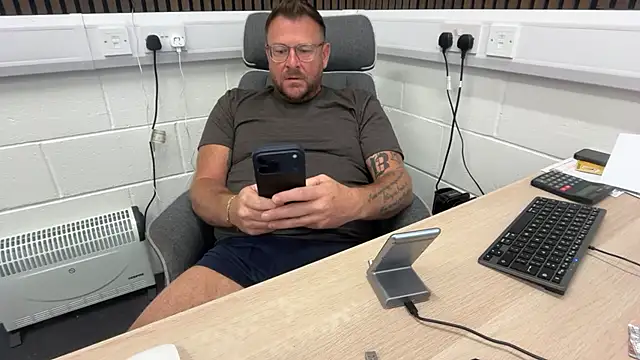 bilf1978 online show from 06-02-26, 06:02