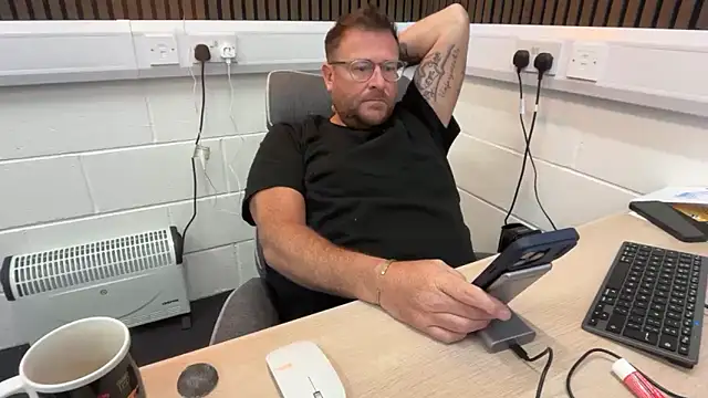 bilf1978 online show from 04-15-26, 08:53