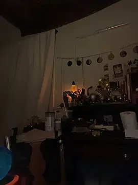 XanderOzzz online show from 11-20-25, 09:43