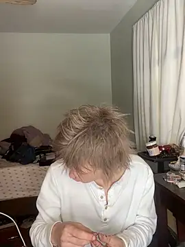 XanderOzzz online show from 01-31-26, 07:12