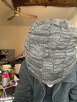 XanderOzzz online show from 02-12-26, 01:55