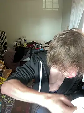 XanderOzzz online show from 06-16-26, 05:57