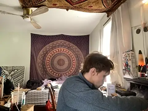 XanderOzzz online show from 10-26-25, 04:18