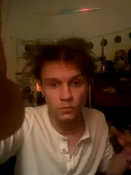 XanderOzzz online show from 10-18-25, 09:44