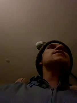 XanderOzzz online show from 10-24-25, 03:27