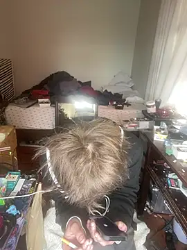 XanderOzzz online show from 02-14-26, 05:46